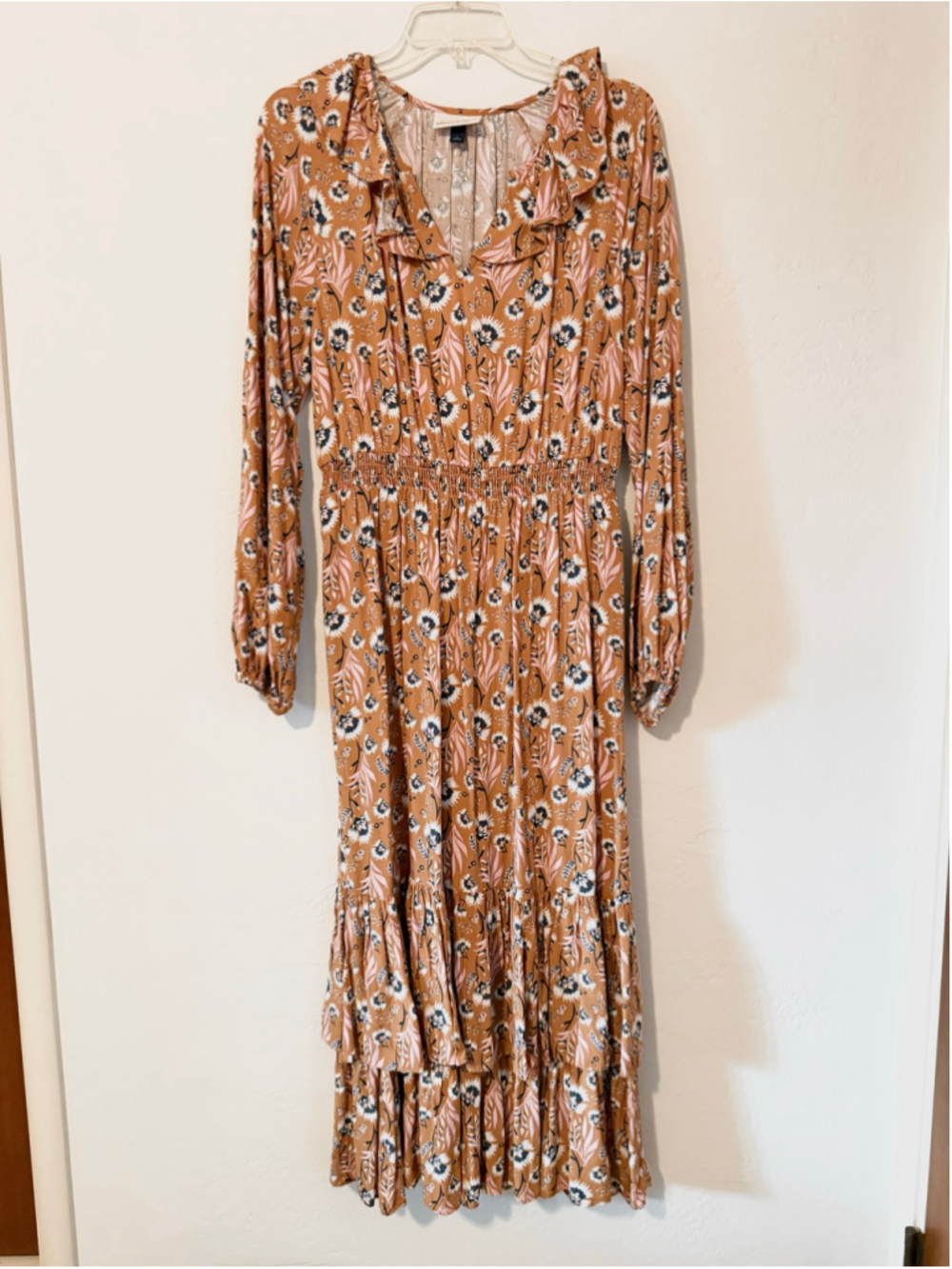 Women's Universal Thread Tiered Maxi Dress Size S Brown Floral